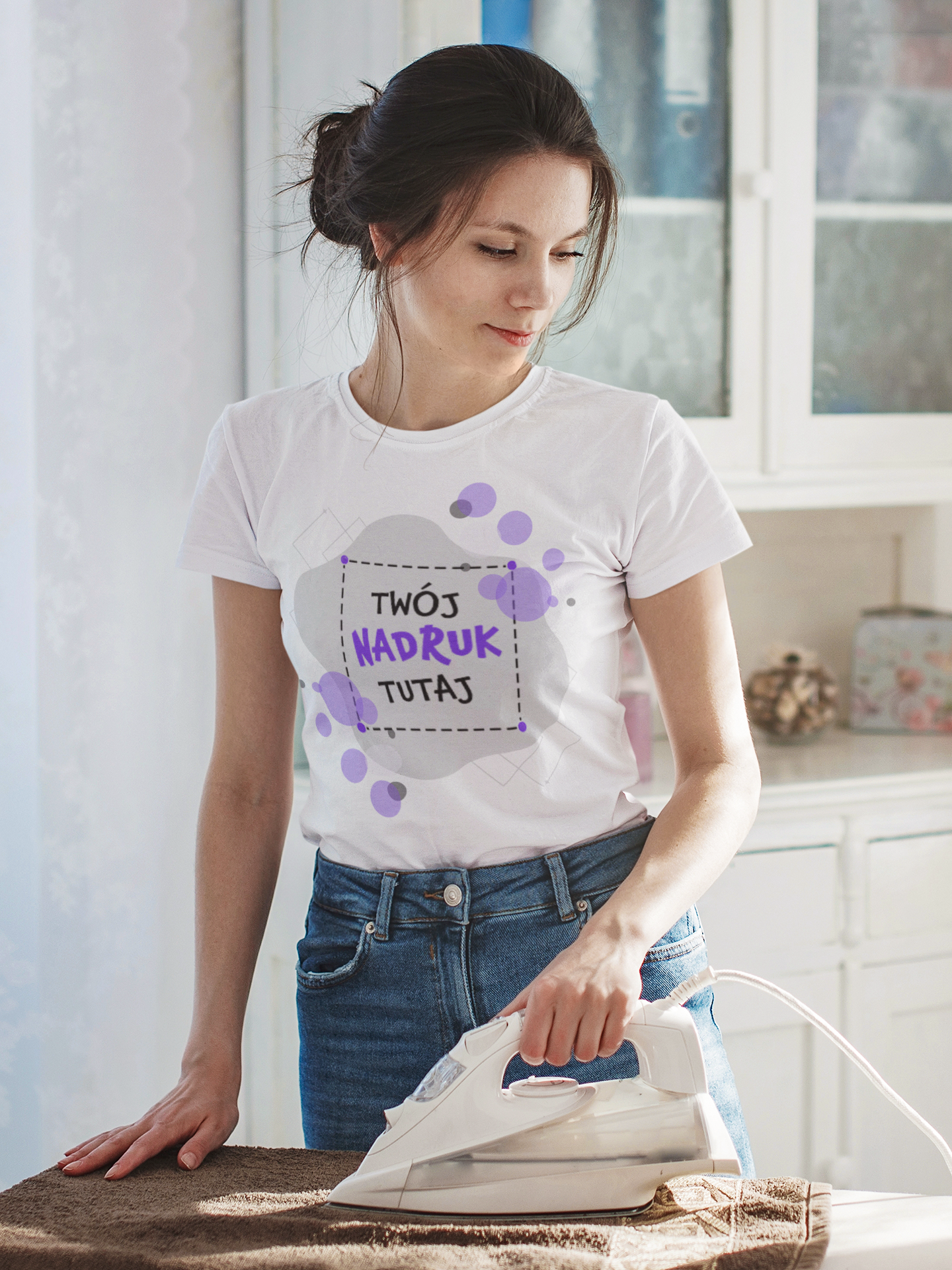 Prasowanie koszulki z nadrukiem